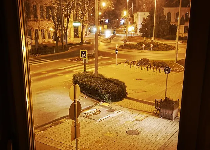 Centrum Luxus * Makó