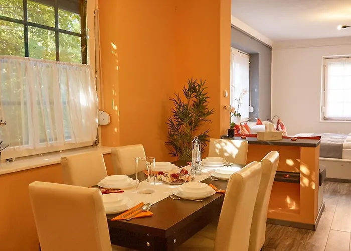 Centrum Luxus *